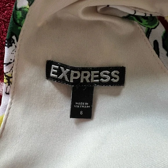 EUC Express Bright Floral Mini Dress - 6 - Picture 8 of 9